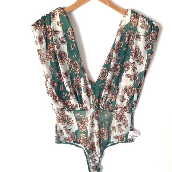 (A4c) CQ by CQ sleeveless bodysuit green white and tan floral, Size Large, NWT - Picture 10 of 11